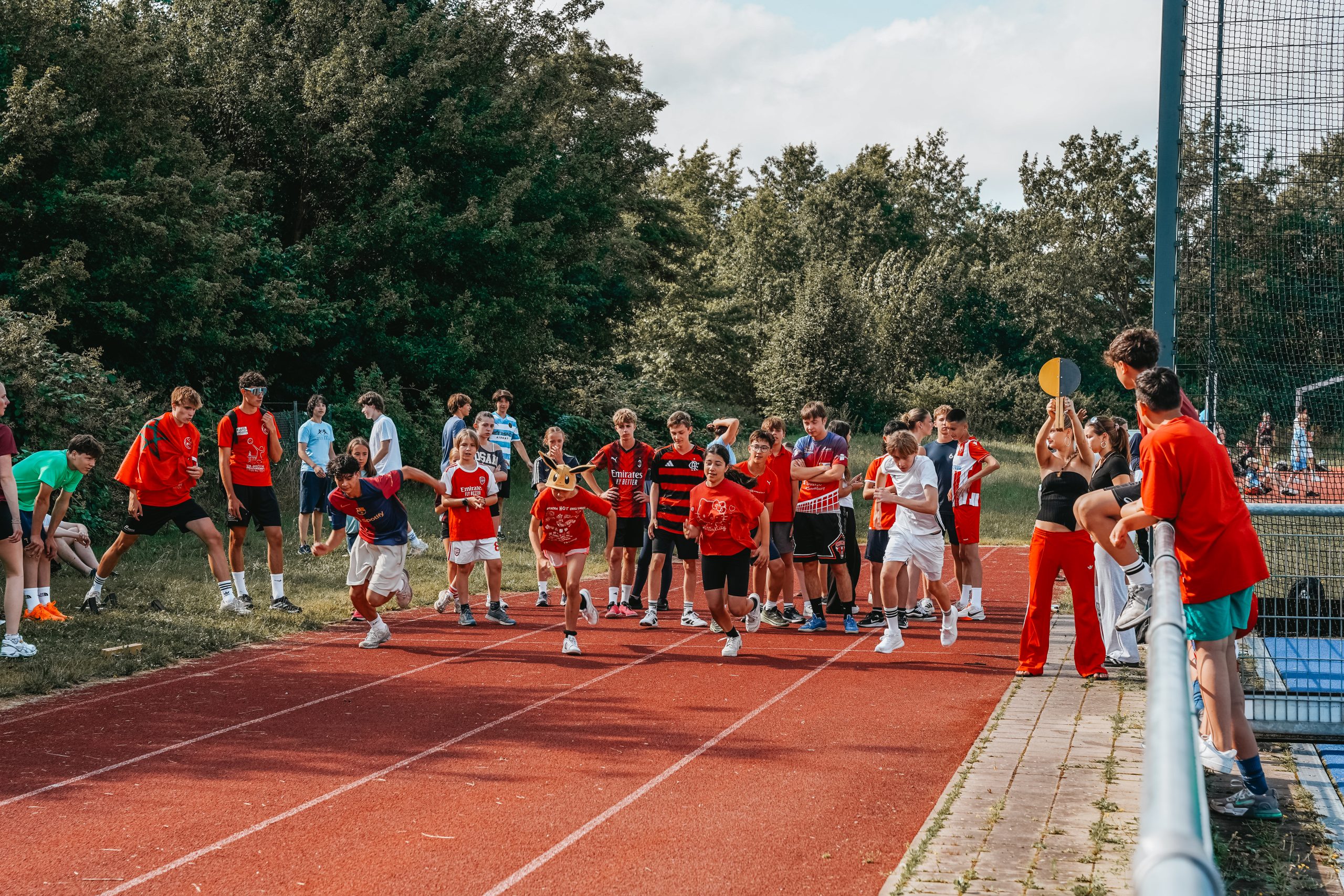 Sonne, Teamgeist und Spannung: Die MK-Olympiade im Westpark