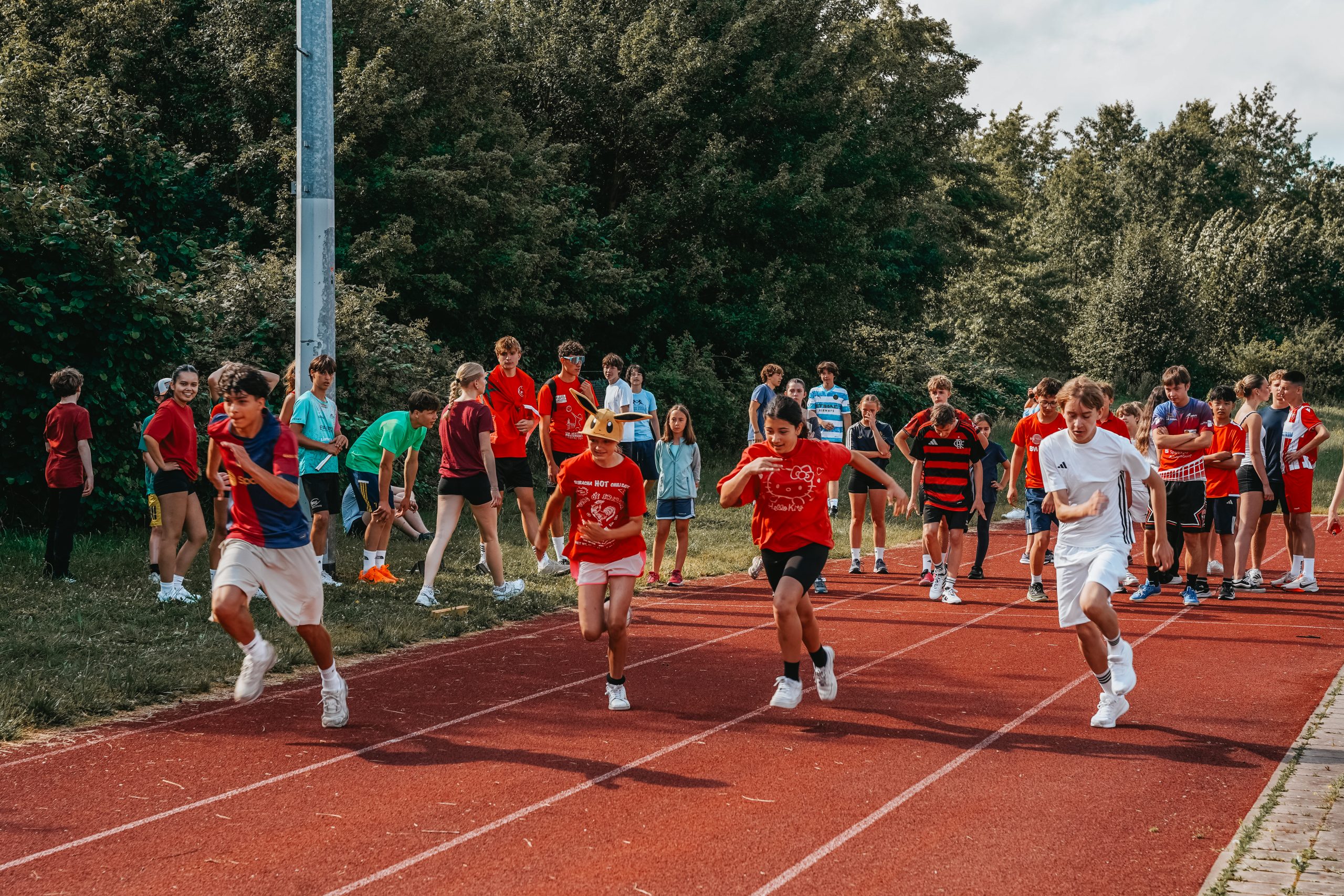 Sonne, Teamgeist und Spannung: Die MK-Olympiade im Westpark